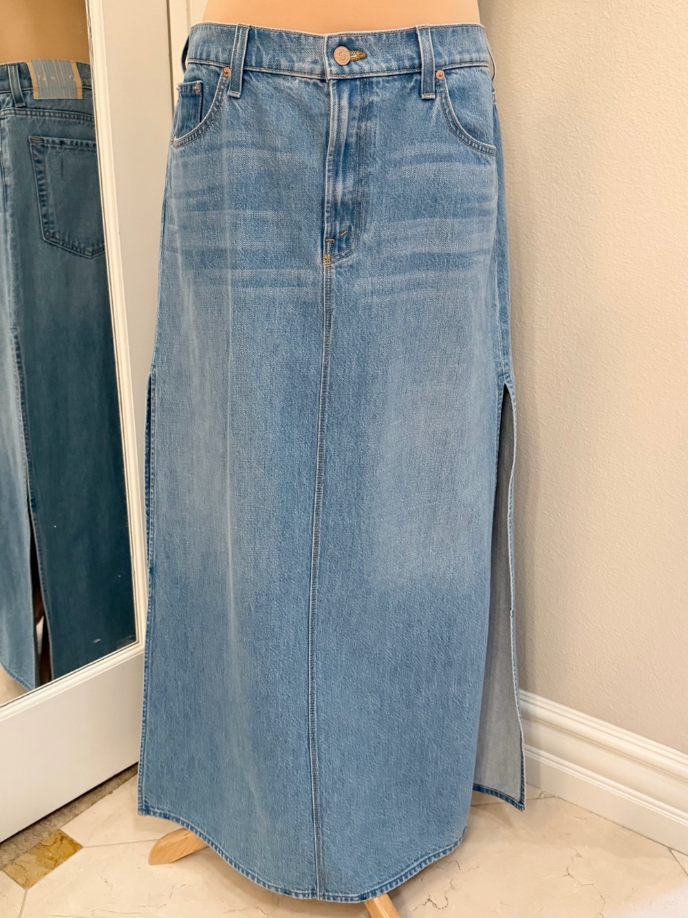 MOTHER Snacks Fun Dip Slice Maxi Denim Skirt 32 Nothing Else Like It - Picture 3 of 10